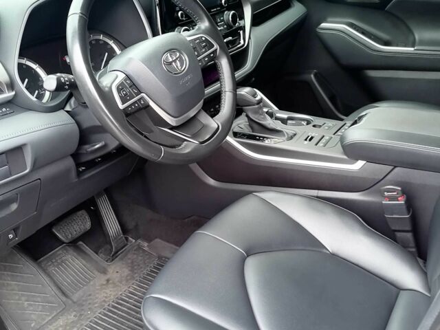 Черный Тойота Хайлендер, объемом двигателя 3.5 л и пробегом 47 тыс. км за 44500 $, фото 8 на Automoto.ua