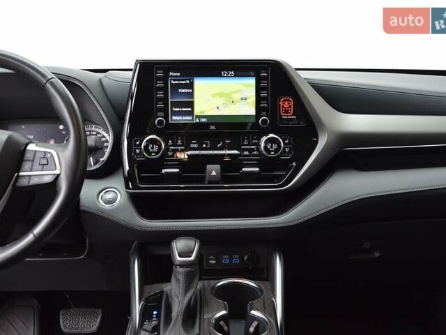 Черный Тойота Хайлендер, объемом двигателя 3.46 л и пробегом 33 тыс. км за 53000 $, фото 6 на Automoto.ua