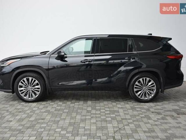 Черный Тойота Хайлендер, объемом двигателя 3.46 л и пробегом 33 тыс. км за 53000 $, фото 1 на Automoto.ua