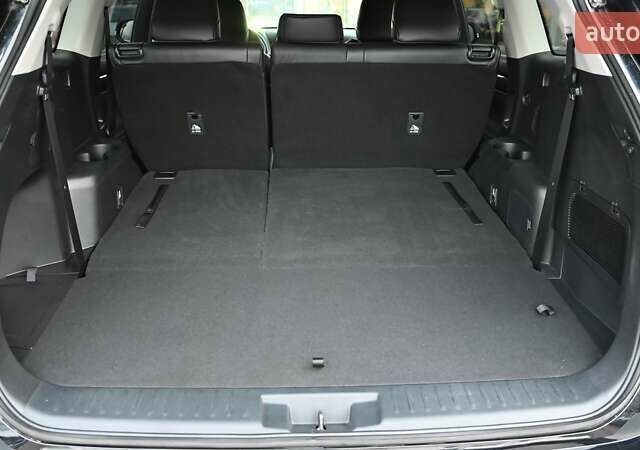 Черный Тойота Хайлендер, объемом двигателя 2.49 л и пробегом 107 тыс. км за 47377 $, фото 9 на Automoto.ua