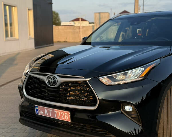 Черный Тойота Хайлендер, объемом двигателя 3.46 л и пробегом 40 тыс. км за 39999 $, фото 1 на Automoto.ua