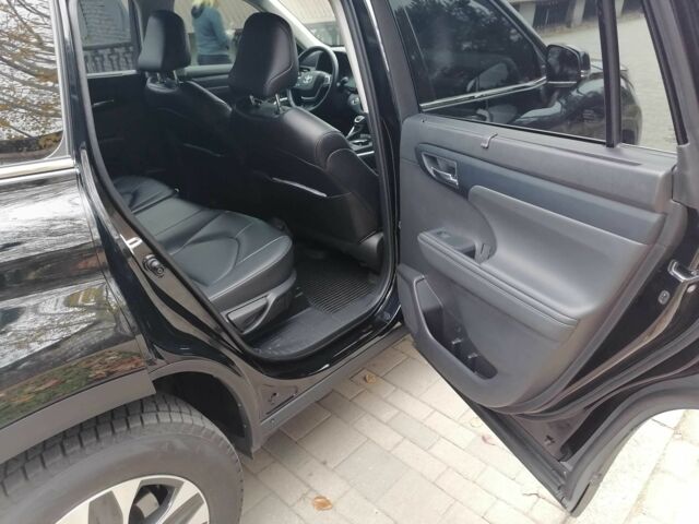 Черный Тойота Хайлендер, объемом двигателя 3.5 л и пробегом 47 тыс. км за 44500 $, фото 13 на Automoto.ua