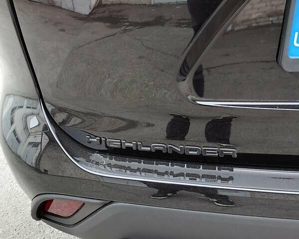 Чорний Тойота Хайлендер, об'ємом двигуна 1.48 л та пробігом 46 тис. км за 44500 $, фото 44 на Automoto.ua