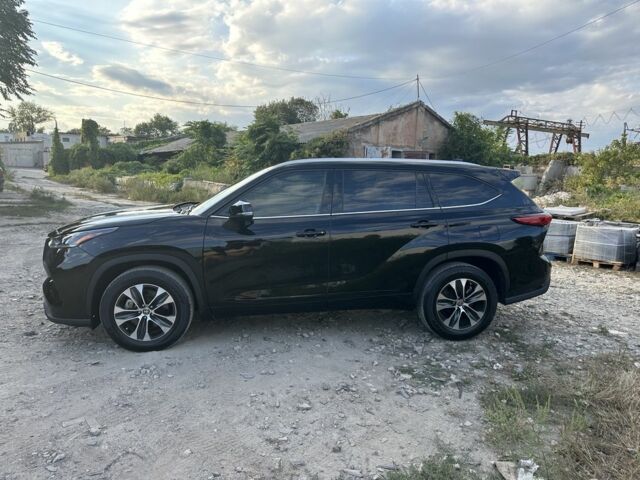 Черный Тойота Хайлендер, объемом двигателя 2.5 л и пробегом 73 тыс. км за 42000 $, фото 1 на Automoto.ua