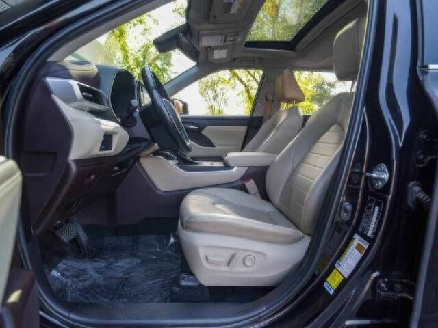 Черный Тойота Хайлендер, объемом двигателя 2.5 л и пробегом 45 тыс. км за 20000 $, фото 9 на Automoto.ua