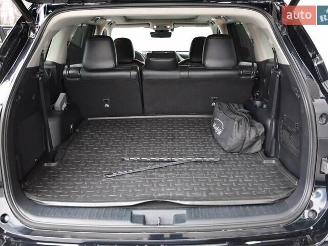 Черный Тойота Хайлендер, объемом двигателя 3.46 л и пробегом 33 тыс. км за 53000 $, фото 9 на Automoto.ua