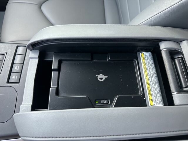 Черный Тойота Хайлендер, объемом двигателя 2.5 л и пробегом 73 тыс. км за 42000 $, фото 11 на Automoto.ua