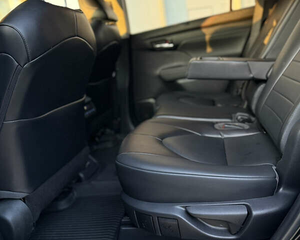 Черный Тойота Хайлендер, объемом двигателя 3.46 л и пробегом 40 тыс. км за 39999 $, фото 40 на Automoto.ua