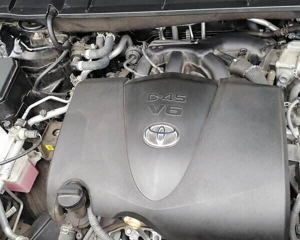 Чорний Тойота Хайлендер, об'ємом двигуна 1.48 л та пробігом 46 тис. км за 44500 $, фото 34 на Automoto.ua