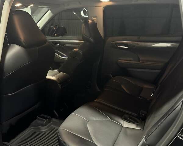 Чорний Тойота Хайлендер, об'ємом двигуна 3.46 л та пробігом 26 тис. км за 57600 $, фото 41 на Automoto.ua