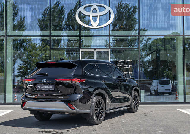 Тойота Хайлендер 2023 в Днепре (Днепропетровске) на Automoto.ua Черный Тойота Хайлендер, объемом двигателя 2.49 л и пробегом 29 тыс. км за 67277 $, фото 20 на Automoto.ua