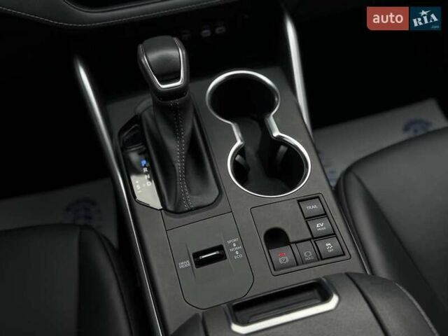 Чорний Тойота Хайлендер, об'ємом двигуна 2.49 л та пробігом 57 тис. км за 58800 $, фото 14 на Automoto.ua