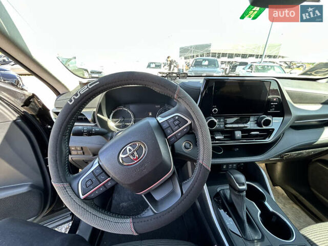 Черный Тойота Хайлендер, объемом двигателя 2.4 л и пробегом 21 тыс. км за 42300 $, фото 8 на Automoto.ua