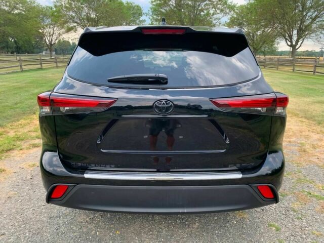 Черный Тойота Хайлендер, объемом двигателя 2.4 л и пробегом 27 тыс. км за 22500 $, фото 5 на Automoto.ua