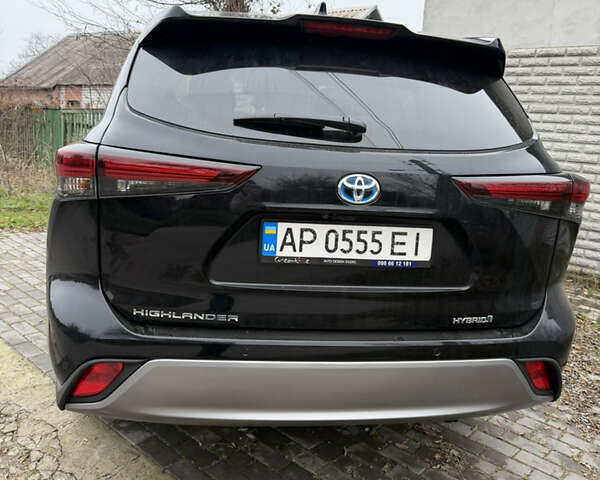 Черный Тойота Хайлендер, объемом двигателя 2.49 л и пробегом 18 тыс. км за 64000 $, фото 1 на Automoto.ua