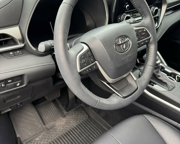 Черный Тойота Хайлендер, объемом двигателя 2.49 л и пробегом 8 тыс. км за 62500 $, фото 13 на Automoto.ua