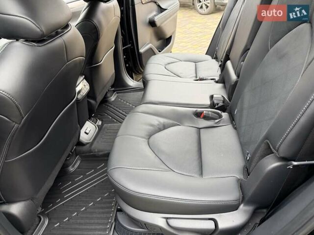 Черный Тойота Хайлендер, объемом двигателя 2.49 л и пробегом 18 тыс. км за 66700 $, фото 25 на Automoto.ua