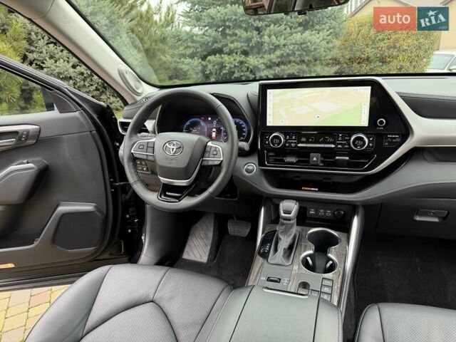 Черный Тойота Хайлендер, объемом двигателя 2.49 л и пробегом 18 тыс. км за 66700 $, фото 33 на Automoto.ua