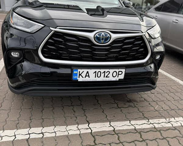 Черный Тойота Хайлендер, объемом двигателя 2.49 л и пробегом 8 тыс. км за 62500 $, фото 5 на Automoto.ua
