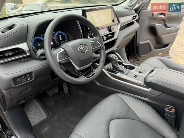 Черный Тойота Хайлендер, объемом двигателя 2.49 л и пробегом 18 тыс. км за 66700 $, фото 53 на Automoto.ua