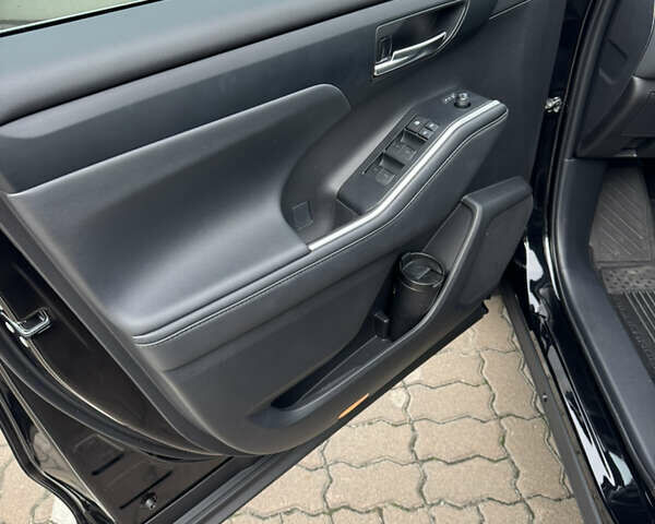 Черный Тойота Хайлендер, объемом двигателя 2.49 л и пробегом 8 тыс. км за 62500 $, фото 11 на Automoto.ua