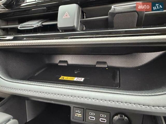 Черный Тойота Хайлендер, объемом двигателя 2.49 л и пробегом 18 тыс. км за 66700 $, фото 42 на Automoto.ua