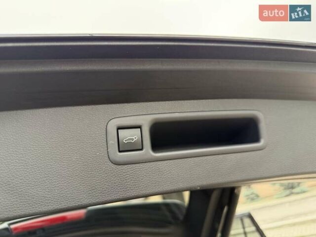 Черный Тойота Хайлендер, объемом двигателя 2.49 л и пробегом 18 тыс. км за 66700 $, фото 28 на Automoto.ua