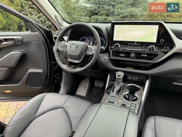 Черный Тойота Хайлендер, объемом двигателя 2.49 л и пробегом 18 тыс. км за 66700 $, фото 34 на Automoto.ua