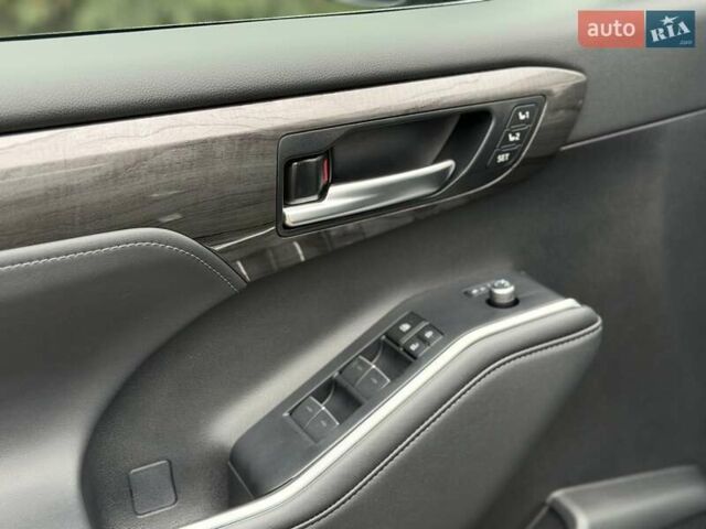 Черный Тойота Хайлендер, объемом двигателя 2.49 л и пробегом 18 тыс. км за 66700 $, фото 46 на Automoto.ua