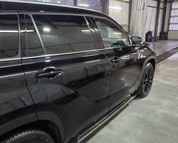 Черный Тойота Хайлендер, объемом двигателя 2.49 л и пробегом 5 тыс. км за 72222 $, фото 9 на Automoto.ua