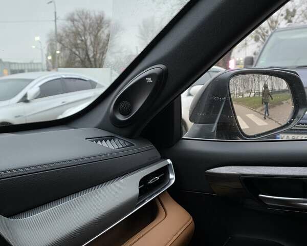 Черный Тойота Хайлендер, объемом двигателя 2.49 л и пробегом 5 тыс. км за 72222 $, фото 23 на Automoto.ua