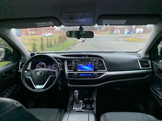 Коричневый Тойота Хайлендер, объемом двигателя 3.5 л и пробегом 188 тыс. км за 18000 $, фото 4 на Automoto.ua