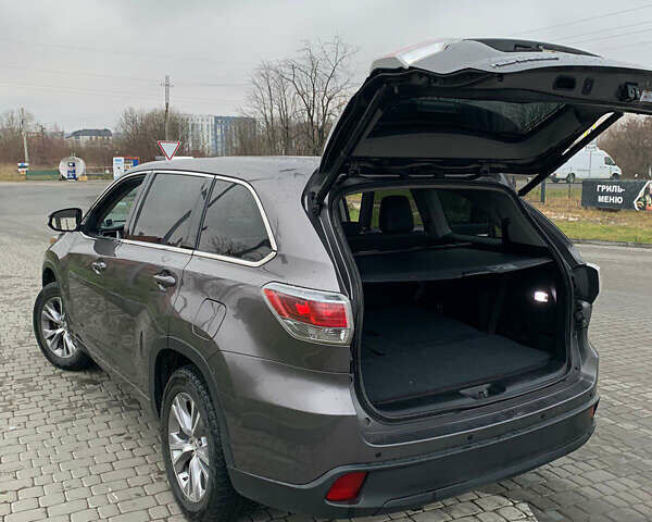 Коричневый Тойота Хайлендер, объемом двигателя 3.46 л и пробегом 189 тыс. км за 17999 $, фото 13 на Automoto.ua