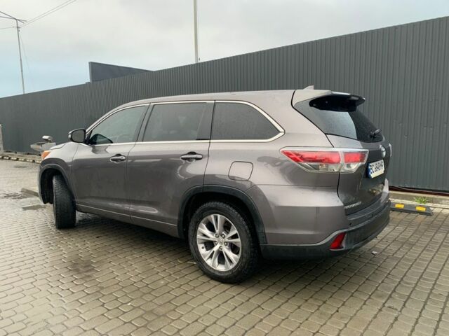 Коричневый Тойота Хайлендер, объемом двигателя 3.5 л и пробегом 188 тыс. км за 18000 $, фото 8 на Automoto.ua