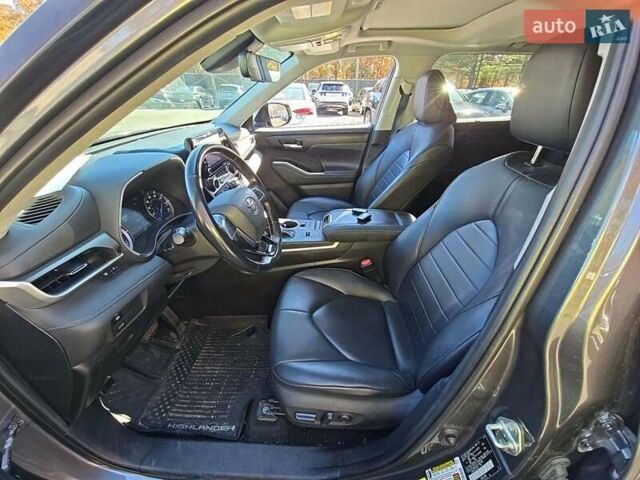 Коричневий Тойота Хайлендер, об'ємом двигуна 2.49 л та пробігом 136 тис. км за 32000 $, фото 1 на Automoto.ua