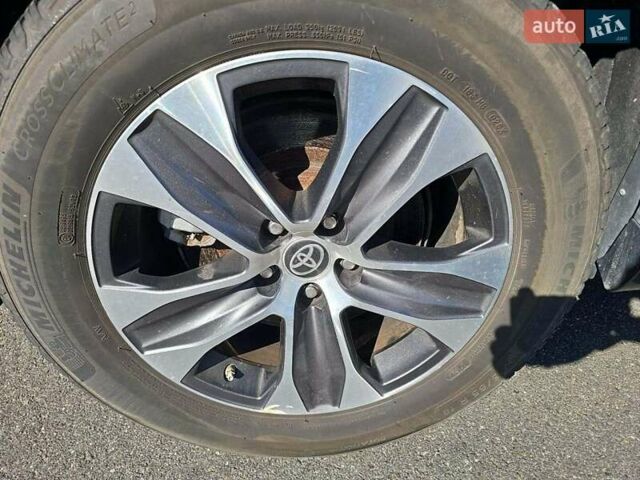 Коричневий Тойота Хайлендер, об'ємом двигуна 2.49 л та пробігом 136 тис. км за 32000 $, фото 11 на Automoto.ua