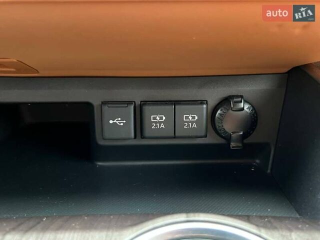 Коричневий Тойота Хайлендер, об'ємом двигуна 3.46 л та пробігом 52 тис. км за 45990 $, фото 25 на Automoto.ua