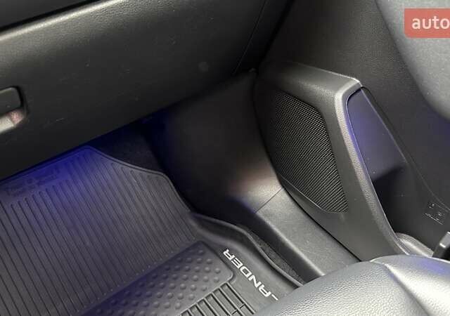 Коричневый Тойота Хайлендер, объемом двигателя 2.49 л и пробегом 78 тыс. км за 49500 $, фото 23 на Automoto.ua