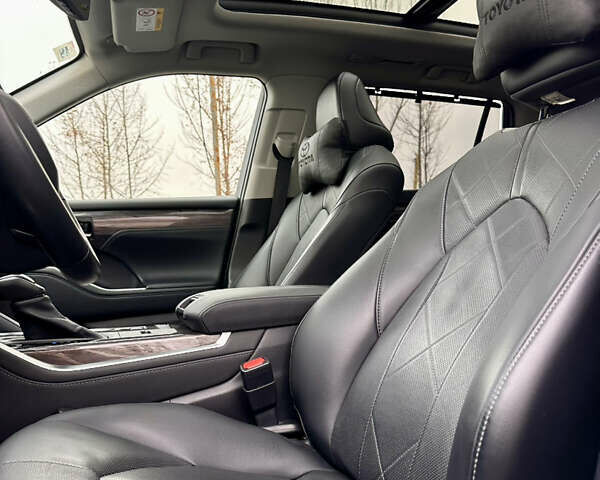 Коричневий Тойота Хайлендер, об'ємом двигуна 2.49 л та пробігом 41 тис. км за 60000 $, фото 9 на Automoto.ua