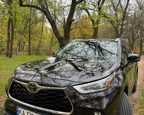 Тойота Хайлендер 2022 в Днепре (Днепропетровске) на Automoto.ua Коричневый Тойота Хайлендер, объемом двигателя 3.46 л и пробегом 41 тыс. км за 52700 $, фото 1 на Automoto.ua