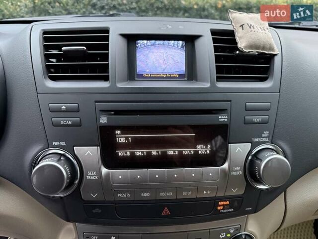 Червоний Тойота Хайлендер, об'ємом двигуна 3.5 л та пробігом 229 тис. км за 15500 $, фото 31 на Automoto.ua