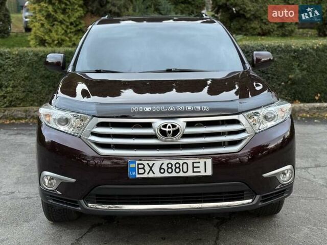 Червоний Тойота Хайлендер, об'ємом двигуна 3.5 л та пробігом 229 тис. км за 15500 $, фото 2 на Automoto.ua
