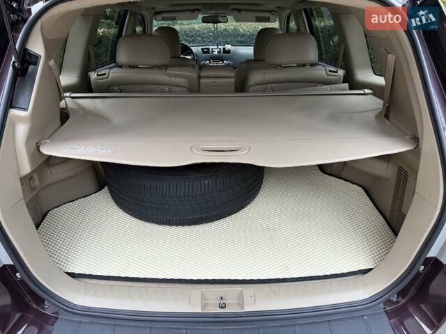 Червоний Тойота Хайлендер, об'ємом двигуна 3.5 л та пробігом 229 тис. км за 15500 $, фото 56 на Automoto.ua