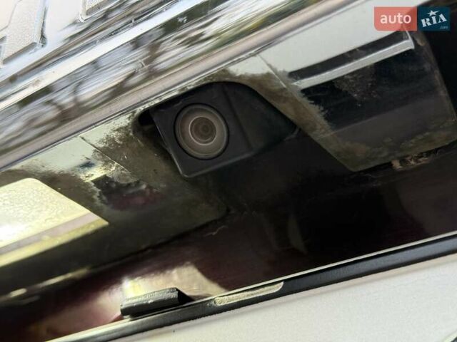 Червоний Тойота Хайлендер, об'ємом двигуна 3.5 л та пробігом 229 тис. км за 15500 $, фото 19 на Automoto.ua