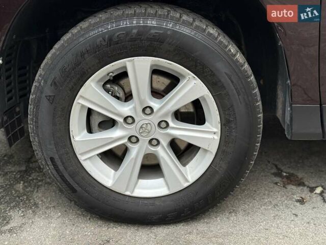 Червоний Тойота Хайлендер, об'ємом двигуна 3.5 л та пробігом 229 тис. км за 15500 $, фото 20 на Automoto.ua