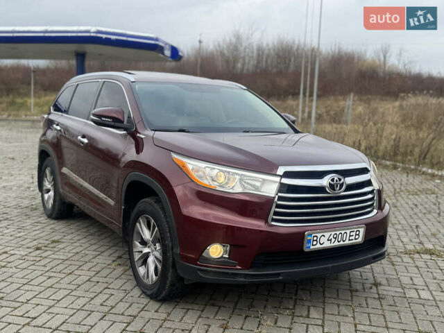 Красный Тойота Хайлендер, объемом двигателя 3.49 л и пробегом 224 тыс. км за 17300 $, фото 4 на Automoto.ua