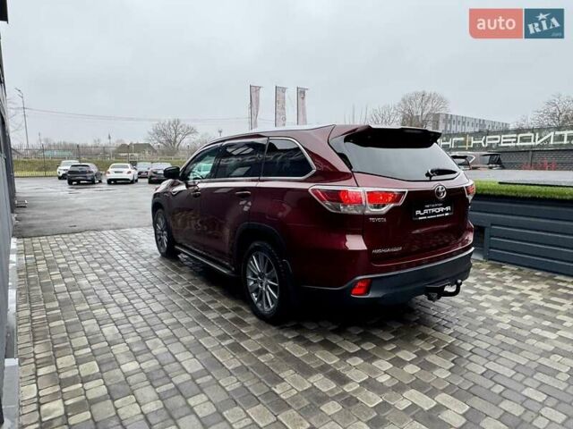 Красный Тойота Хайлендер, объемом двигателя 3.5 л и пробегом 205 тыс. км за 21900 $, фото 64 на Automoto.ua