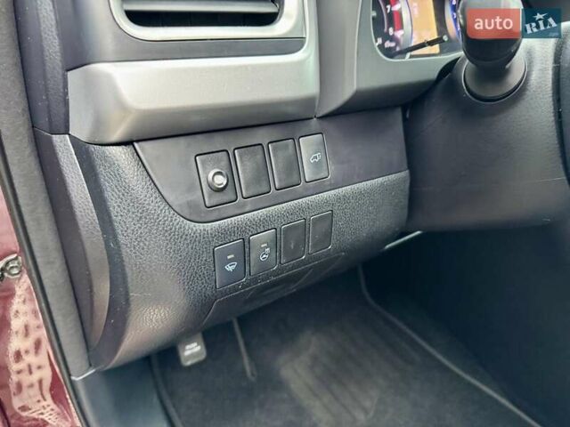 Красный Тойота Хайлендер, объемом двигателя 3.5 л и пробегом 205 тыс. км за 21900 $, фото 14 на Automoto.ua