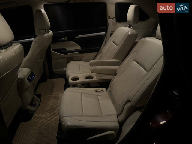 Красный Тойота Хайлендер, объемом двигателя 3.49 л и пробегом 224 тыс. км за 17300 $, фото 38 на Automoto.ua