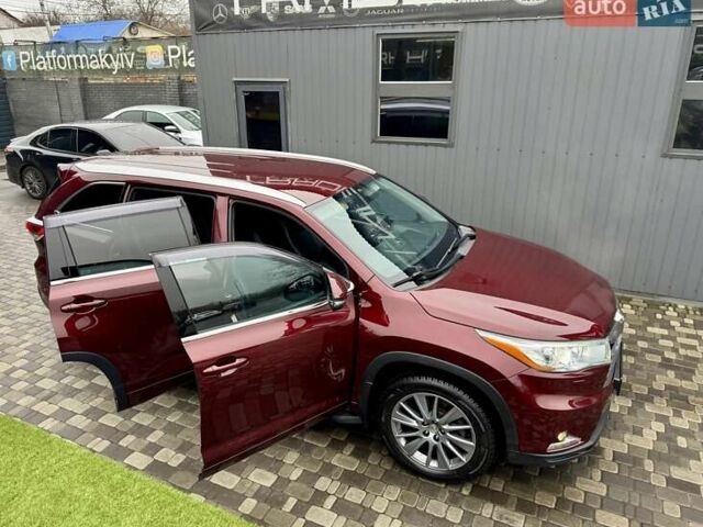 Красный Тойота Хайлендер, объемом двигателя 3.5 л и пробегом 205 тыс. км за 21900 $, фото 51 на Automoto.ua